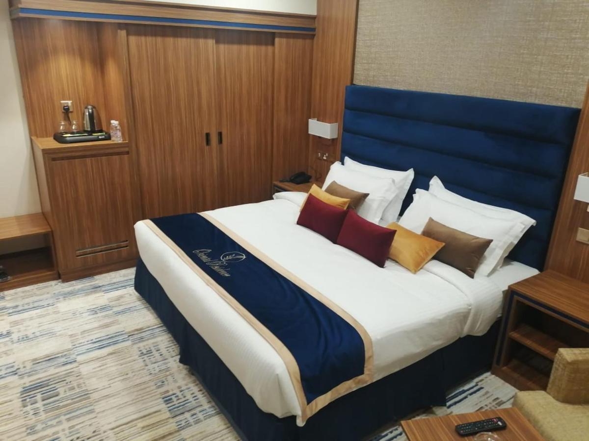 Oriental Residence Dammam Bagian luar foto